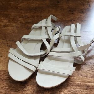 Teva Leather Sandals 8.5 NWOT